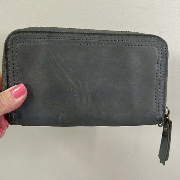 Universal Thread Zip Accordian Wallet Gray - Picture 2 of 3